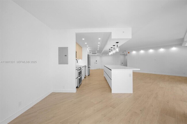 Building Photo - 19707 Turnberry Way