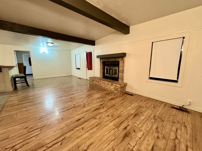 Building Photo - 2510 47th St