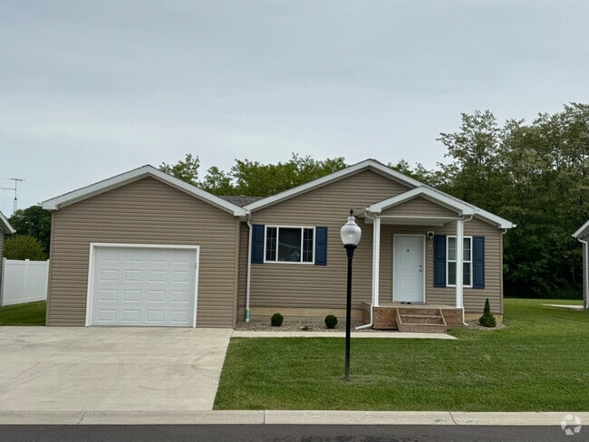 Building Photo - 4290 OH-601