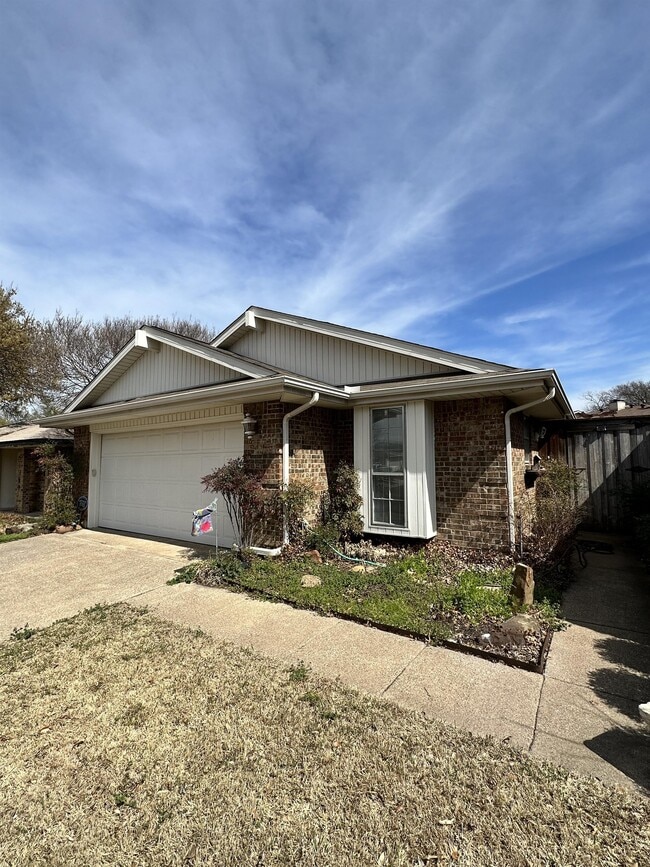 Photo - 5114 Shoregate Dr House