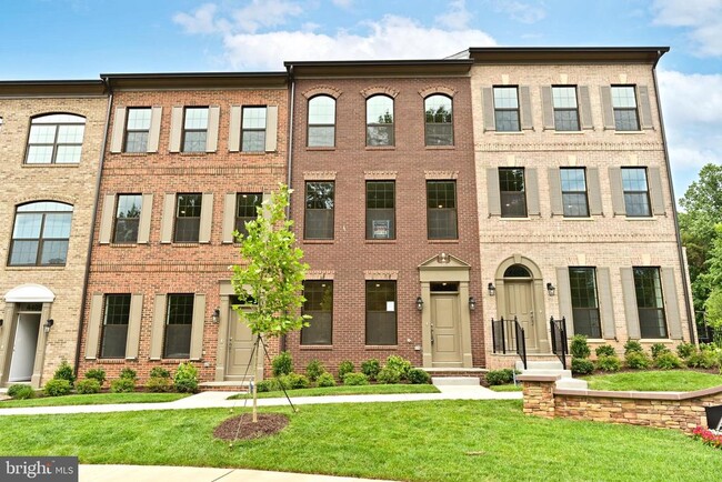 Foto del edificio - 4404 Fair Lakes Ct