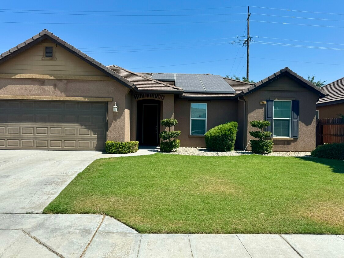 Primary Photo - 5581 E Edna Ave