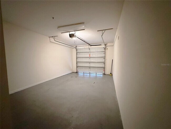 Foto del edificio - 12843 Madison Pointe Cir