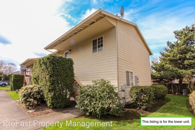 Building Photo - 2 br, 1 bath House - 2739 SW Jasmine Pl