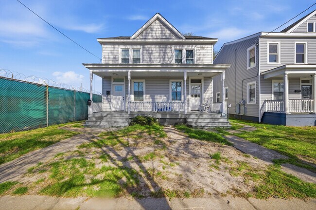 Foto del edificio - 821 Mt Vernon Ave