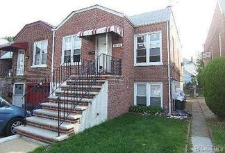 Building Photo - 86-26 Little Neck Pkwy
