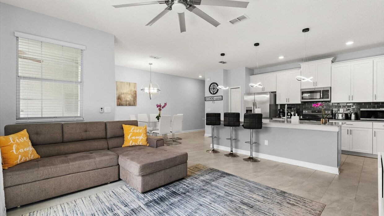 Foto principal - 4976 Windermere Ave