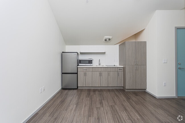 Studio - 220SF - Dining Room - Montisi Apartments