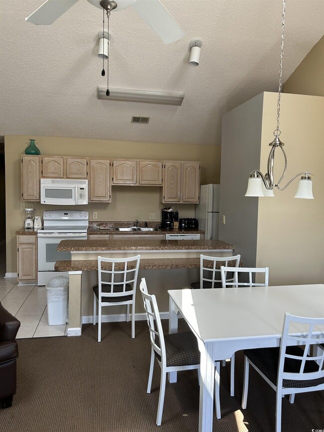 Building Photo - 229 Double Eagle Dr