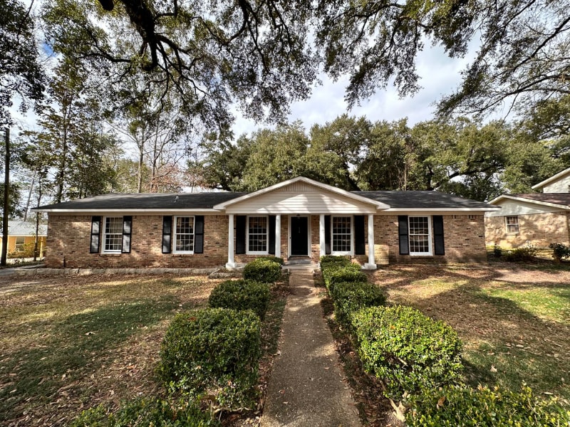 Primary Photo - 538 Hillview Rd