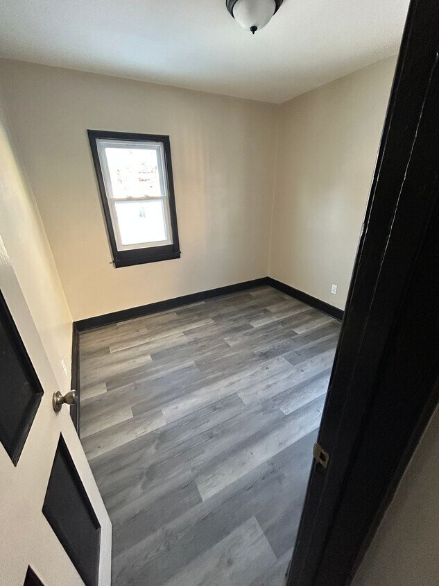 Foto principal - HALF OFF FIRST MONTHS RENT SPECIAL 2 bedro...