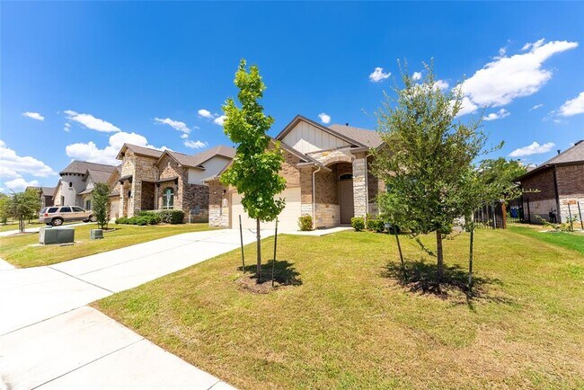 Building Photo - 520 Acadia Bnd