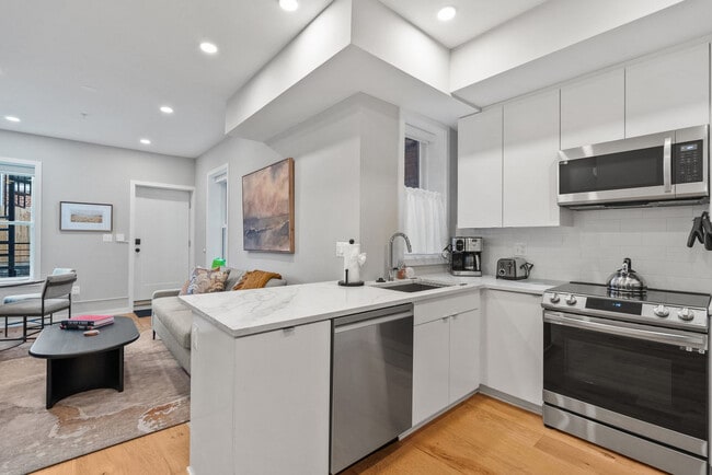 Foto del edificio - 418 D St SE