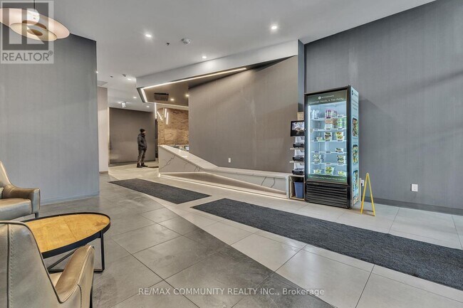 Building Photo - 60 Frederick St