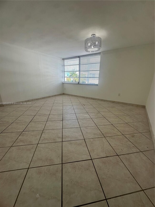 Building Photo - 1075 93rd St