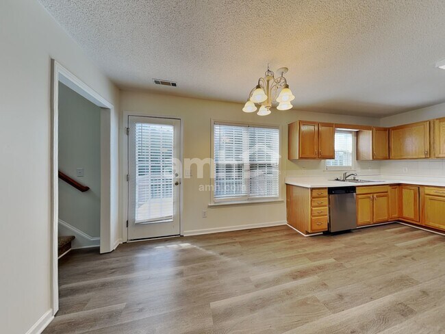 Foto del edificio - 5520 Bridgegate Dr