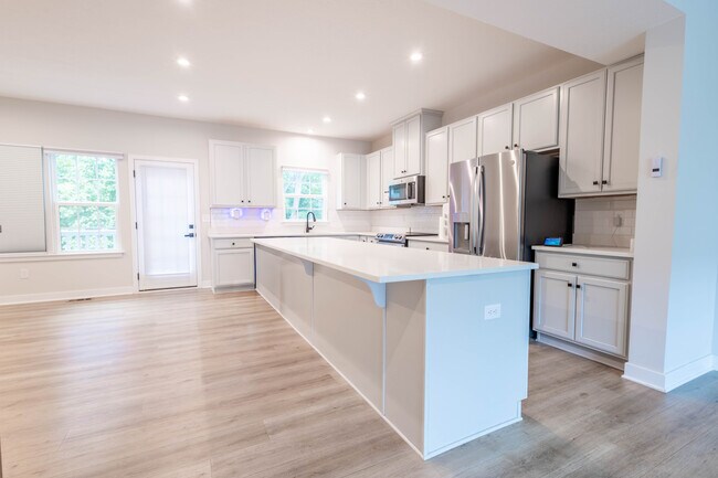 Foto del edificio - 6800 Frey Ln