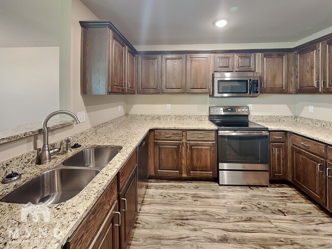 Building Photo - 2117 Ridge St