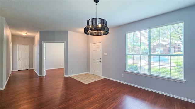 Building Photo - 2912 Clear Creek Dr