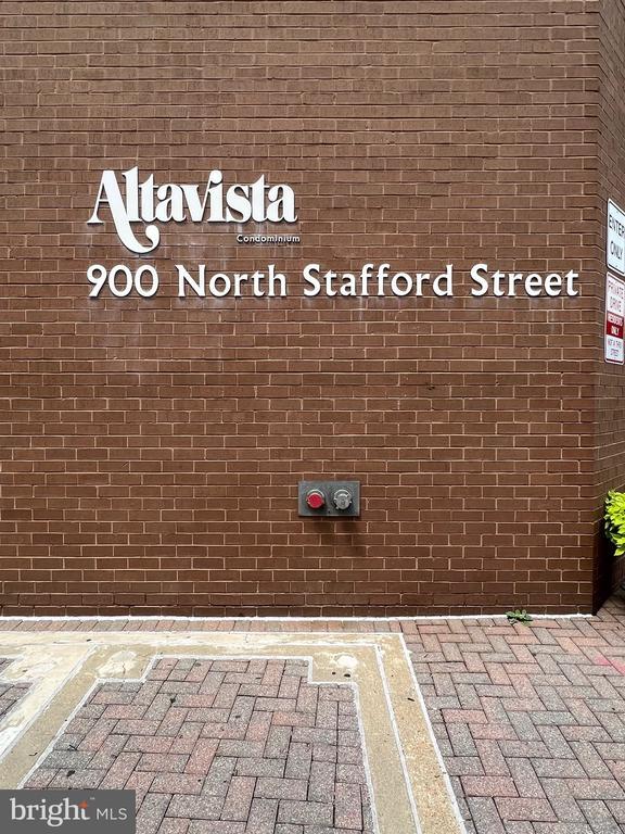 Foto del edificio - 900 N Stafford St