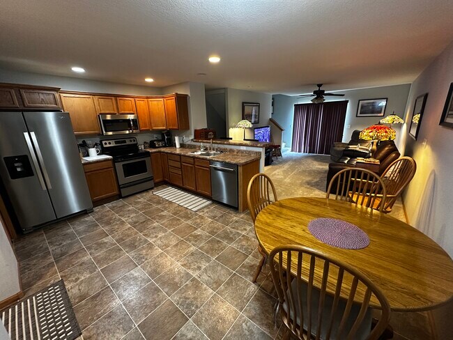 Foto del edificio - 140 War Admiral Lane