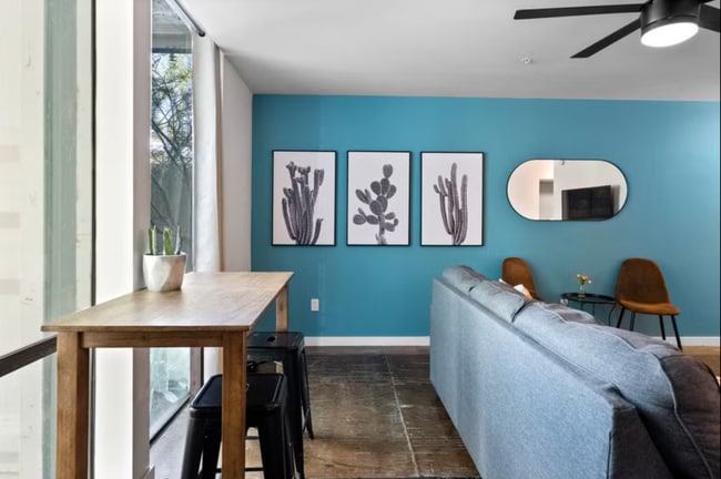 Containers on Grand - Containers on Grand Apartment