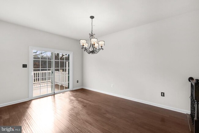 Building Photo - 9542 Watts Rd