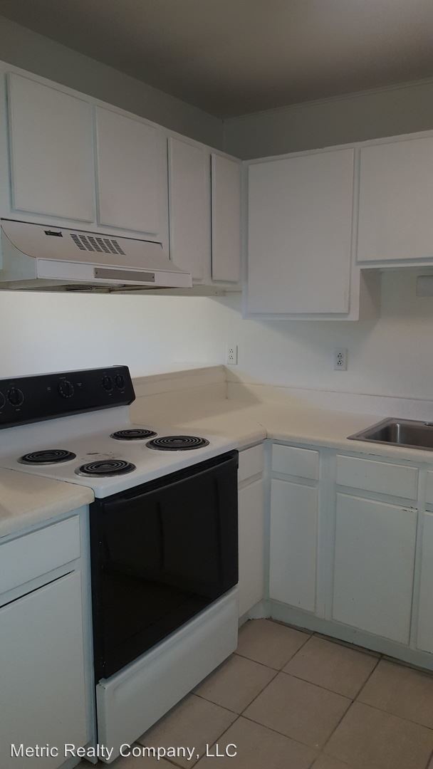 Foto del edificio - 2 br, 1.5 bath House - 1605-E Merry Oaks Road