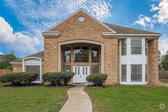 Building Photo - 19515 Oak Station Dr