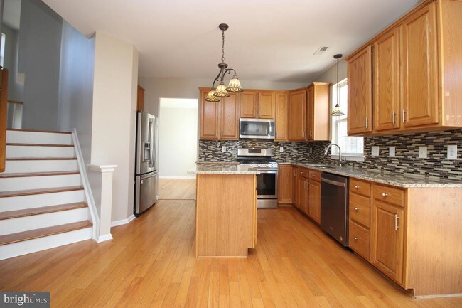 Building Photo - 122 Fairbrook Dr