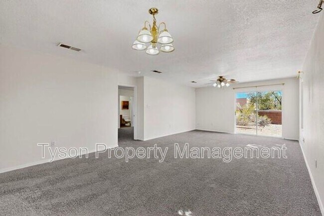 Foto del edificio - 3408 Elder Meadows Dr NE