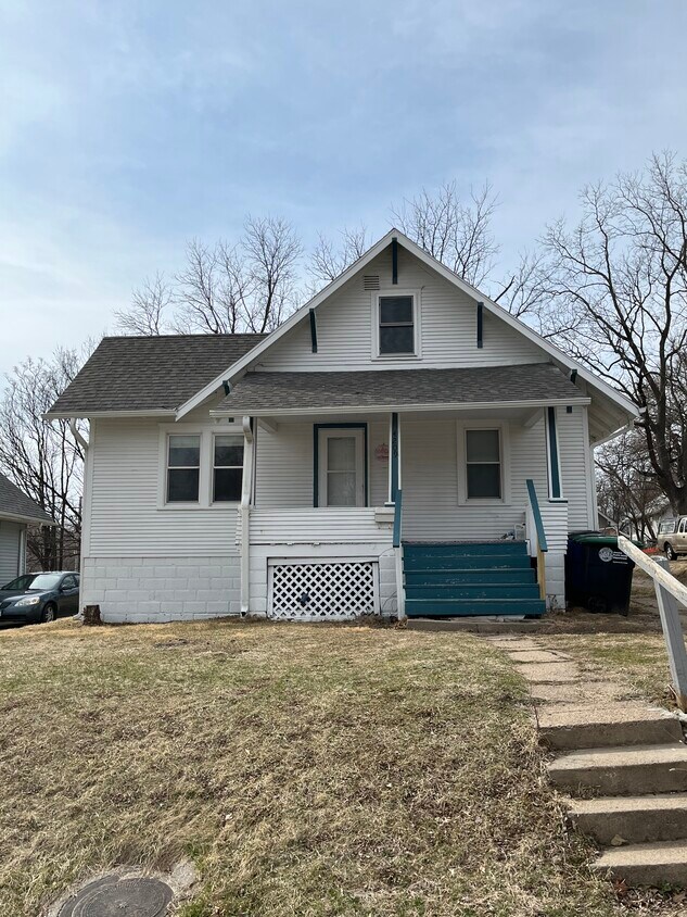 4209 Parker St, Omaha, NE 68111 House Rental in Omaha, NE