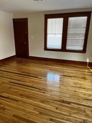 Building Photo - 3 Day St