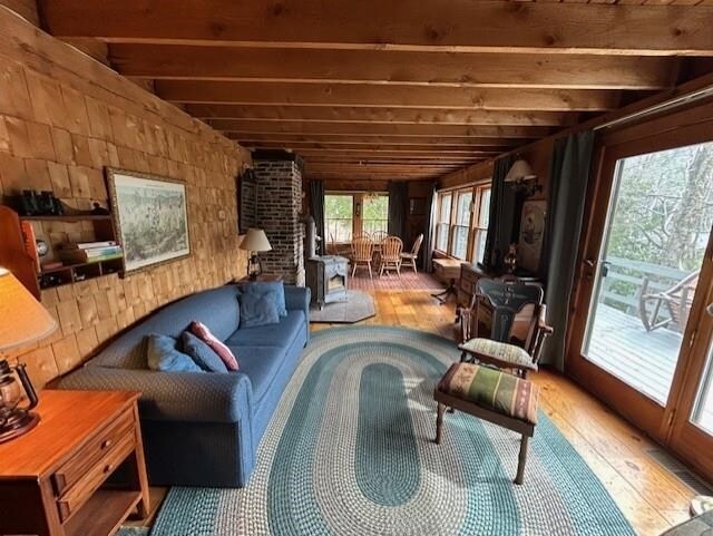 Foto del edificio - 319 Chalk Pond Rd