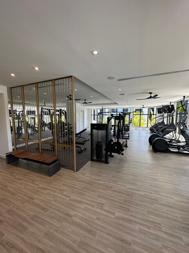 Foto del edificio - 7230 W 2nd Ln