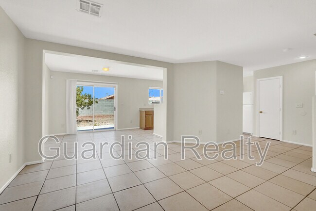 Foto del edificio - 2022 Peacemaker Rd
