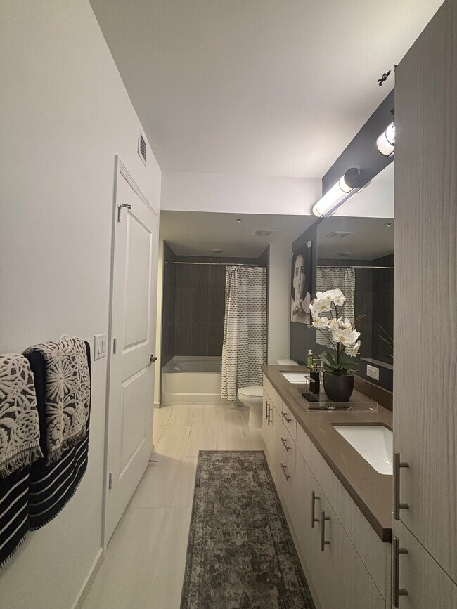 Foto del edificio - 2051 NE 167th St