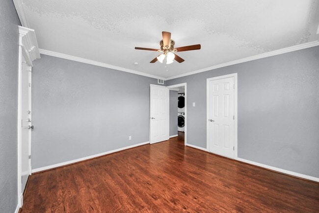 Building Photo - 1529 Wirt Rd