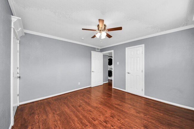 Foto del edificio - 1529 Wirt Rd