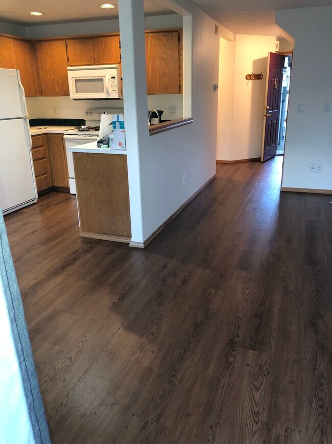 Foto del edificio - 16688 SW Daffodil St