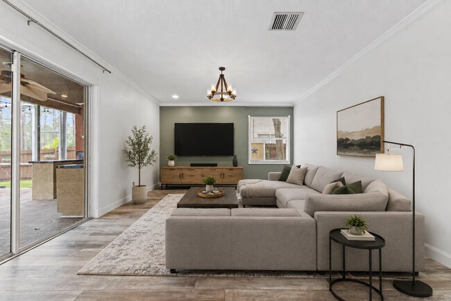 Foto del edificio - 9307 Poplar Creek Ct