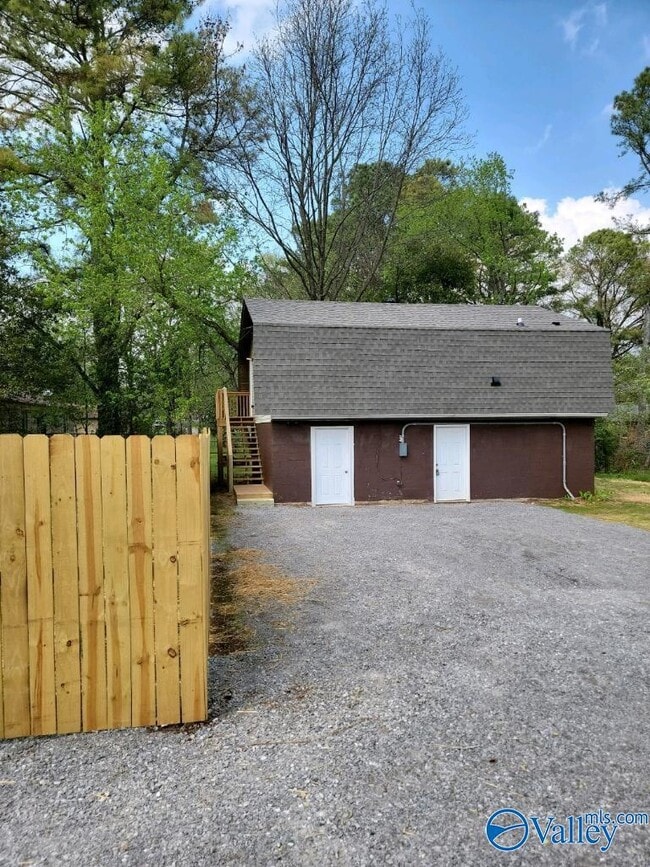 Building Photo - 3212 Reynolds Dr NW