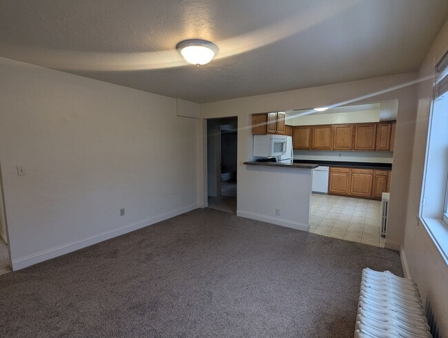 Building Photo - 5921 London Rd