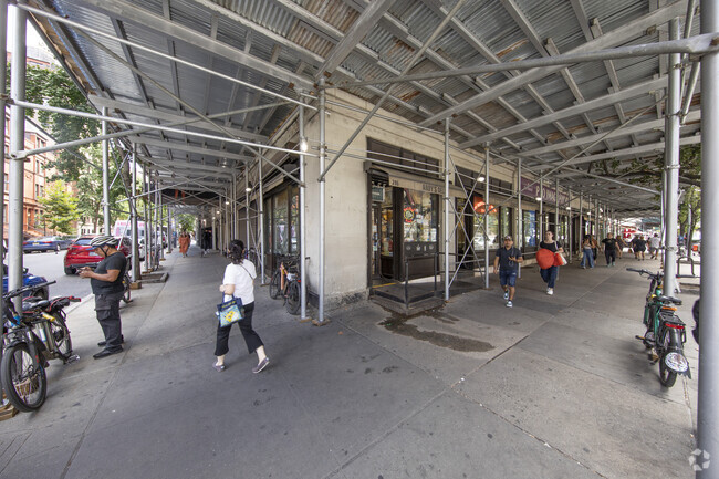 287-295 Amsterdam Ave New York, NY 10023-2103 - Berkley