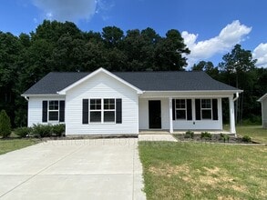 Building Photo - 529 Hamlet Dr