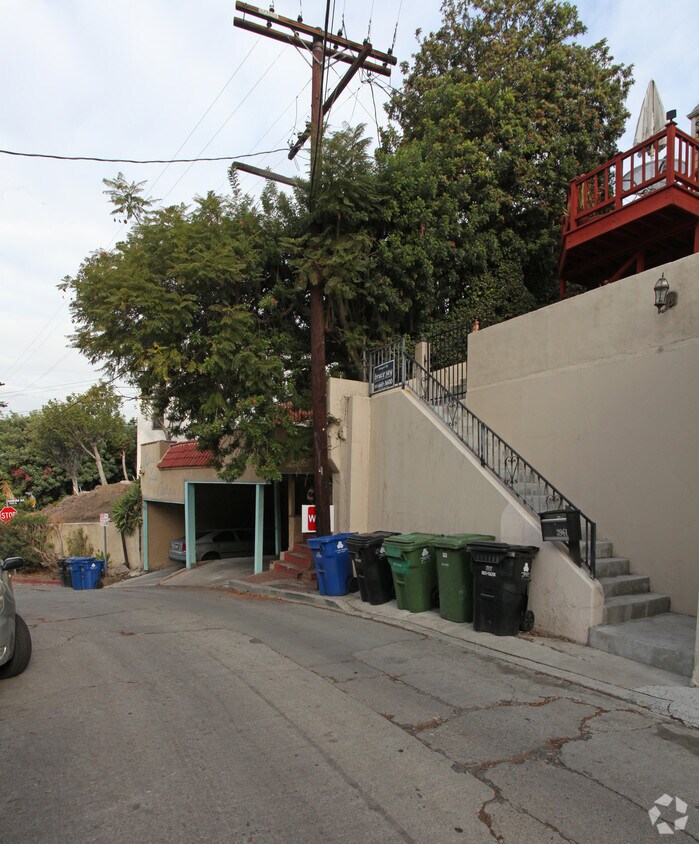 Foto del edificio - 3965-3967 Cumberland Ave