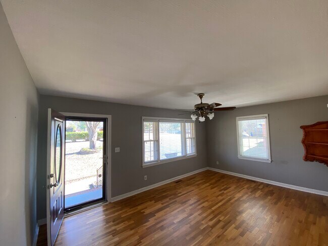 Building Photo - 5238 Pala Verde Dr