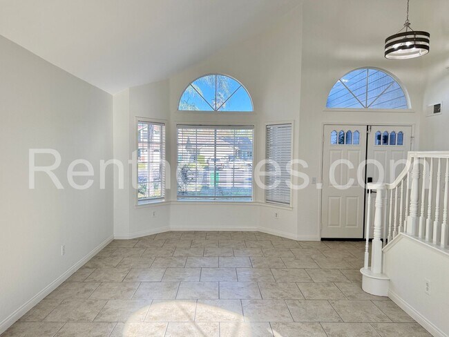 Building Photo - 23835 Cork Oak Cir