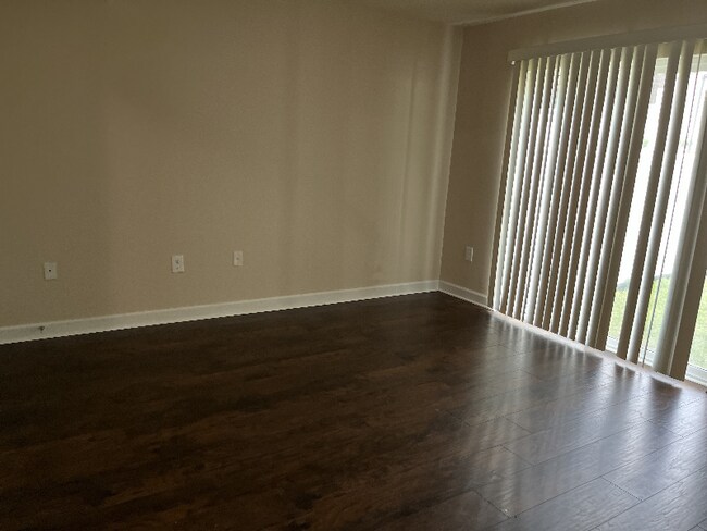 Foto del edificio - 378 English Oak Ln