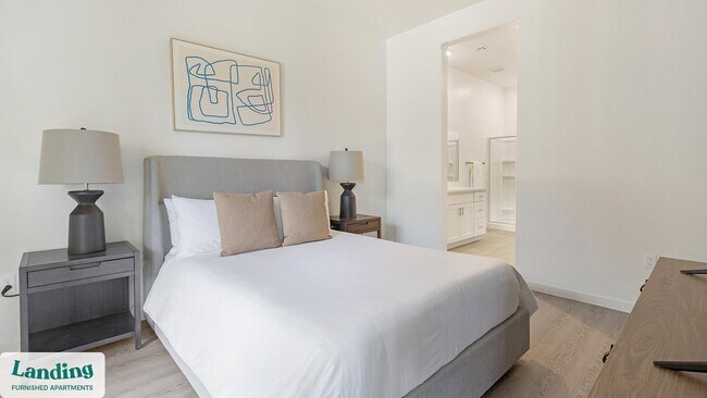 Foto del edificio - 375 E Linda Vista Blvd